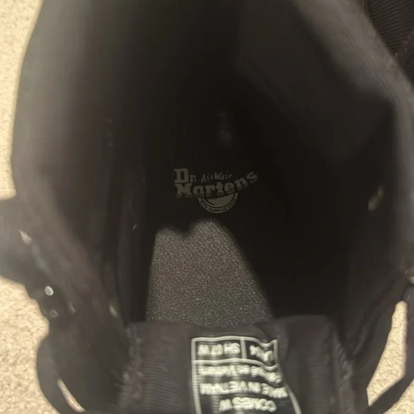 Dr. Martens Airwave Boots - Picture 5 of 11